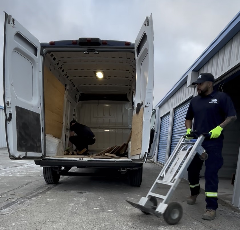 Condo and apartment junk removal in Mississauga